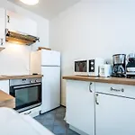 Hall Et Parking Prive Apartament *