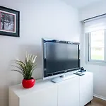 Hall Et Parking Prive Apartament