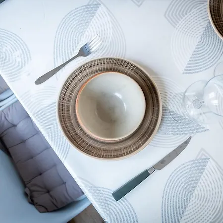 Hall Et Parking Prive Руан